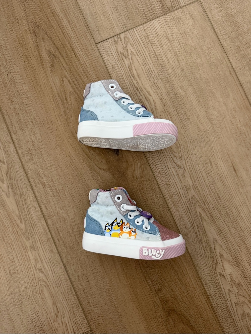 Bluey Girls Size 5 High-Top Sneakers in Light Blue, Pink and Purple